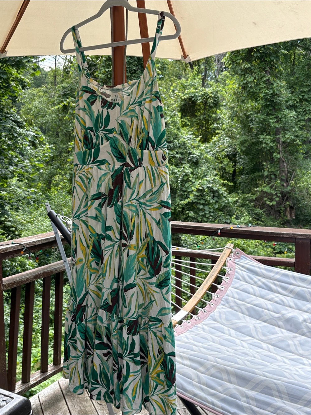 Torrid summer adj strapSleeveless Green Leaf Midi Dress - Tropical Print